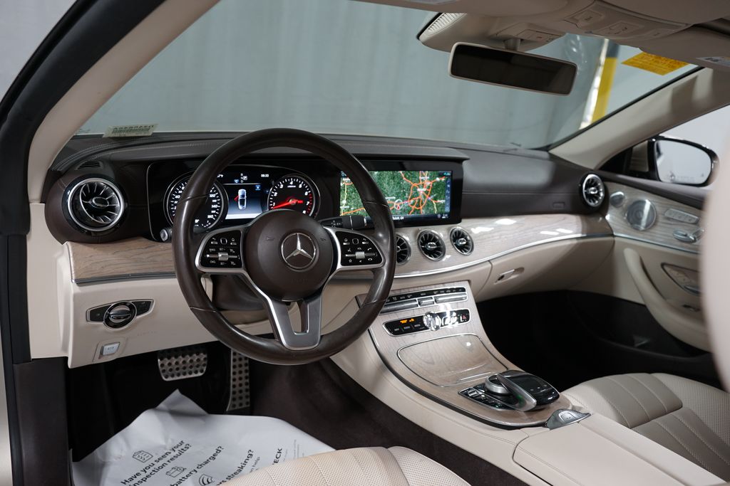 Thumbnail: 2019 Mercedes-Benz E-Class - 11