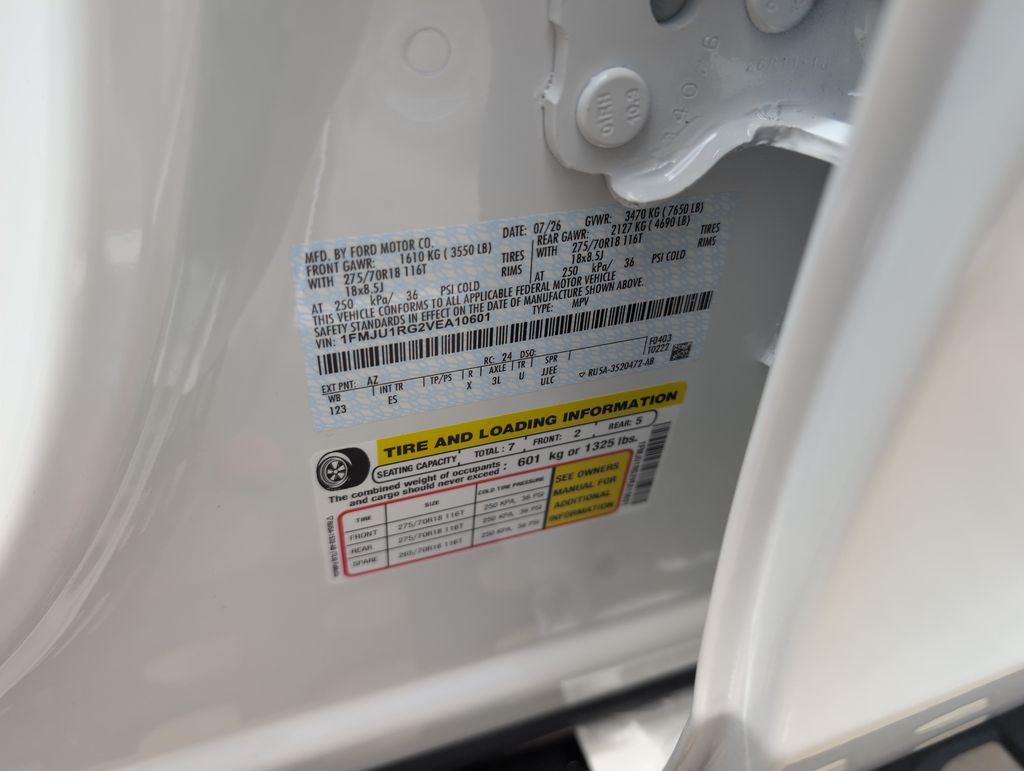 New 2027 White Ford Tremor image 38
