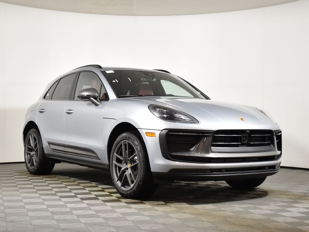 Thumbnail: 2026 Porsche Macan - 9