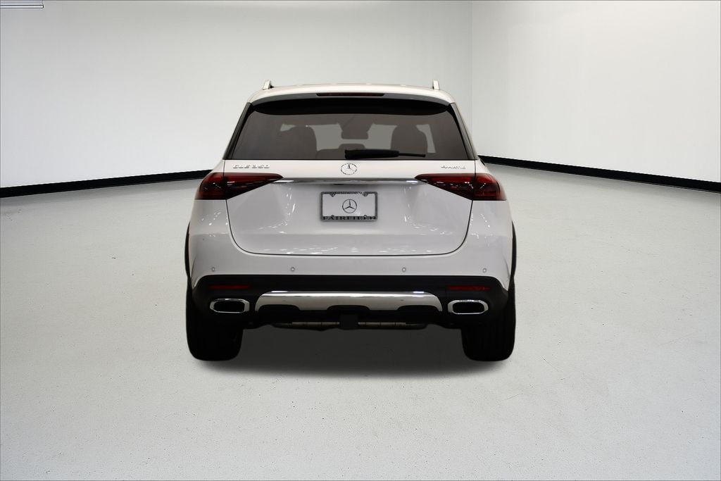 Thumbnail: 2026 Mercedes-Benz GLE - 4
