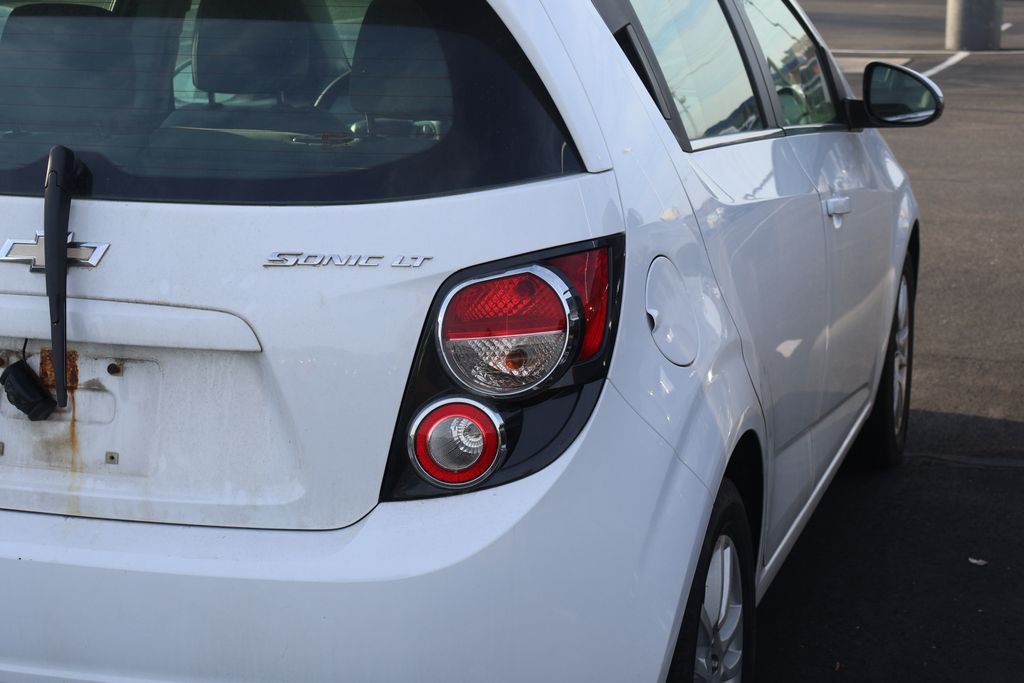 2015 Chevrolet Sonic LT 9