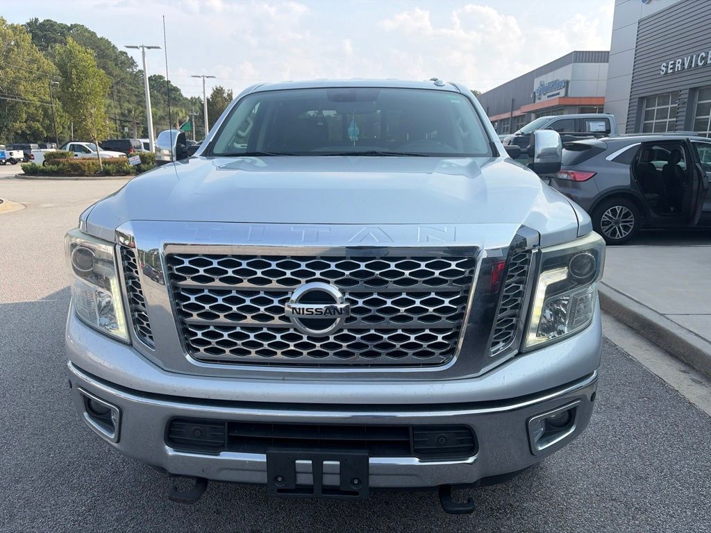 2017 Nissan TITAN XD SL Gas