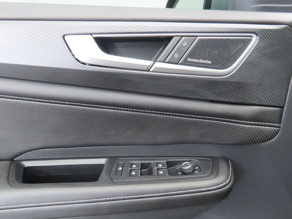 2024 Volkswagen Atlas SEL 23
