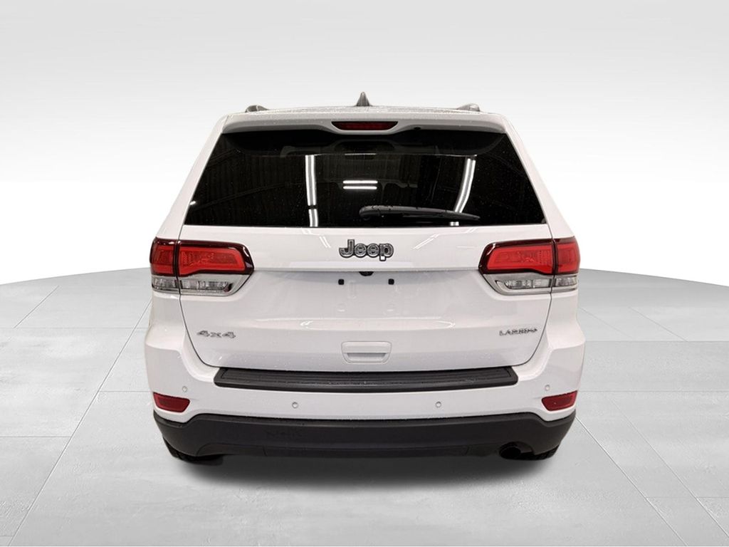 Thumbnail: 2020 Jeep Grand Cherokee - 4