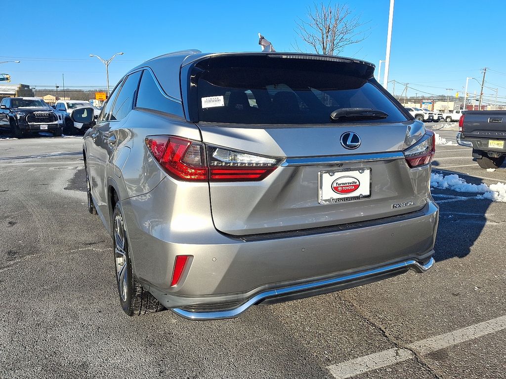 Thumbnail: 2020 Lexus RX - 4