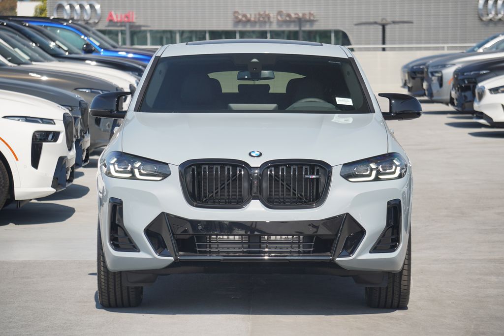 2025 BMW X4 M40i 2