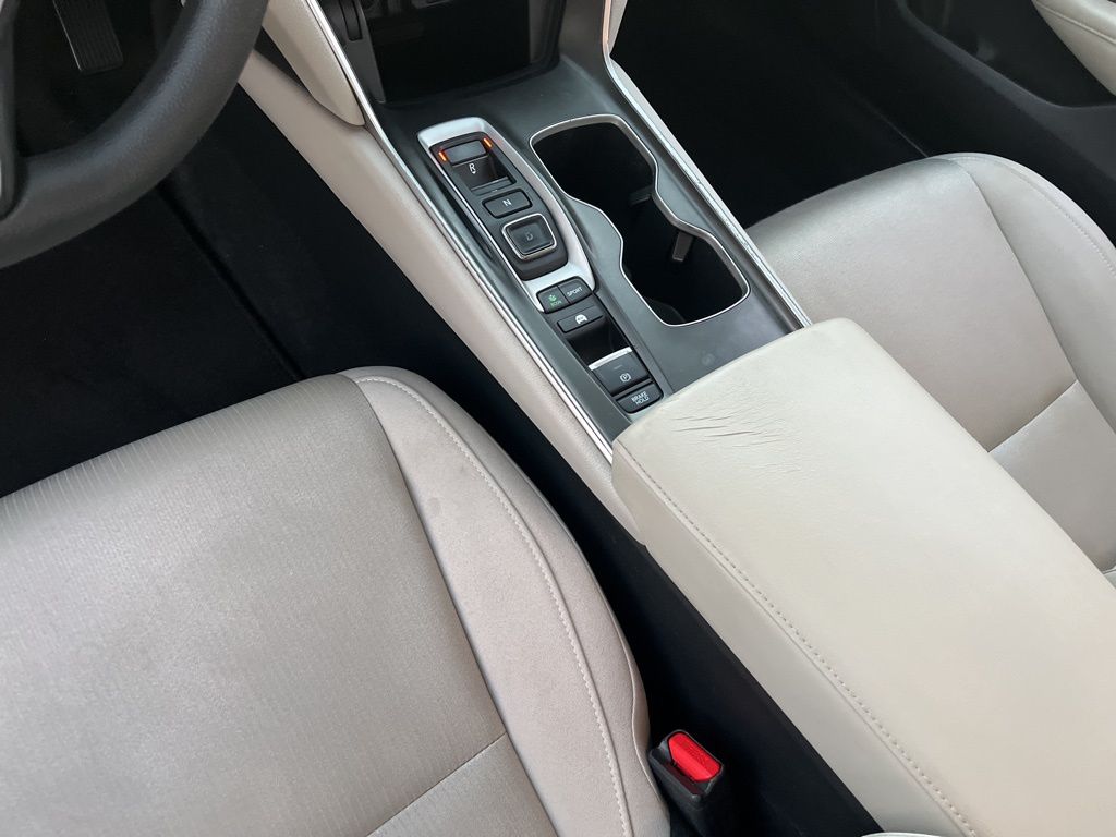 Thumbnail: 2018 Honda Accord - 20