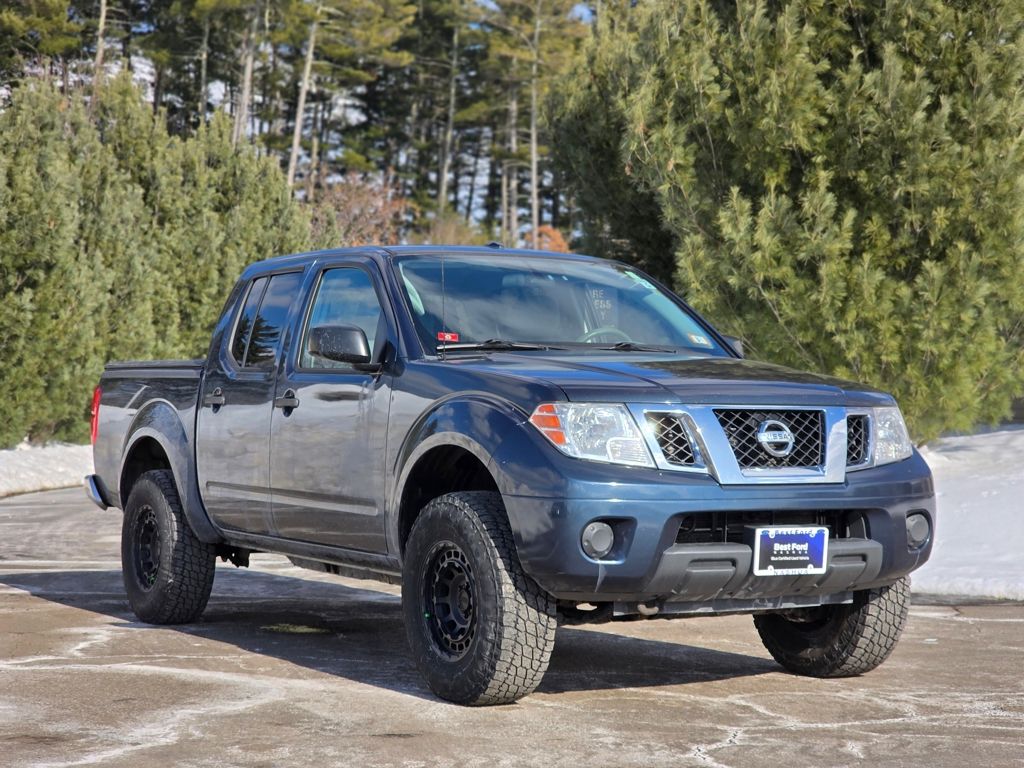 2017 Nissan Frontier SV V6 Crew Cab 4WD