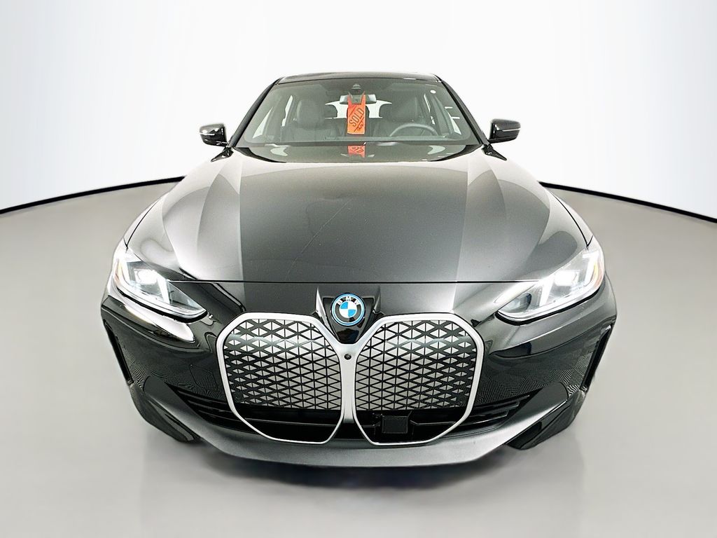 Thumbnail: 2025 BMW i4 - 2