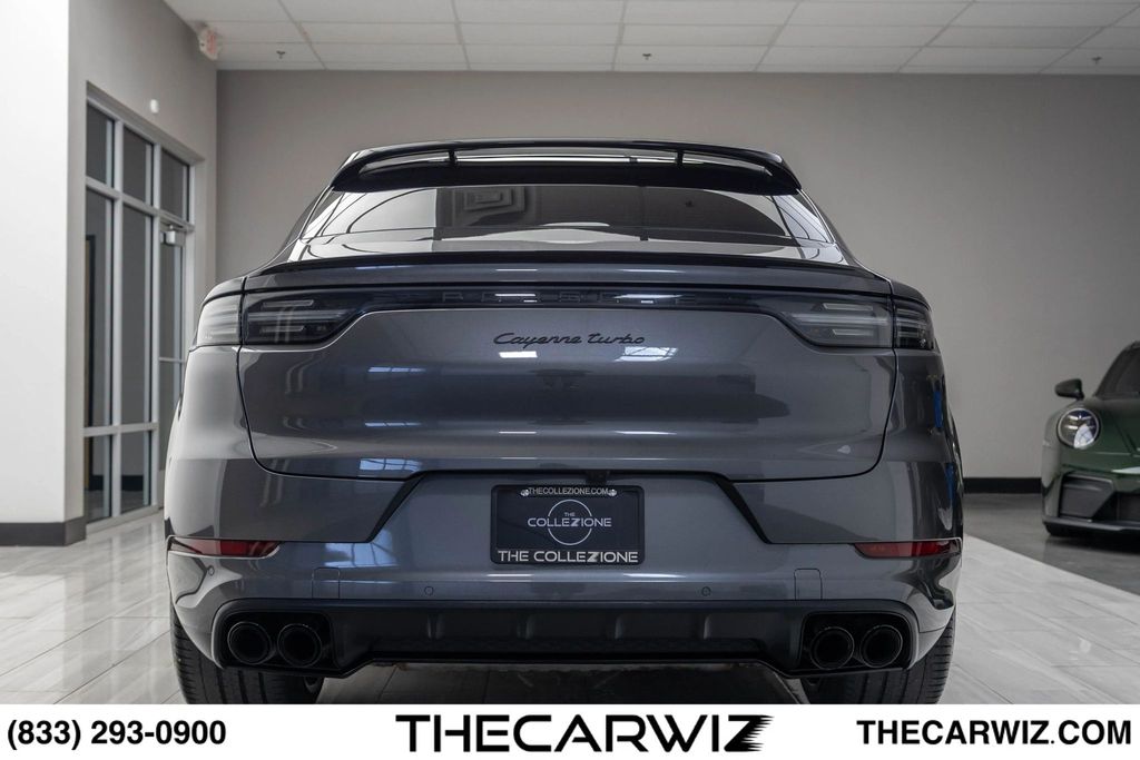 2023 Porsche Cayenne Coup Turbo - Photo 17