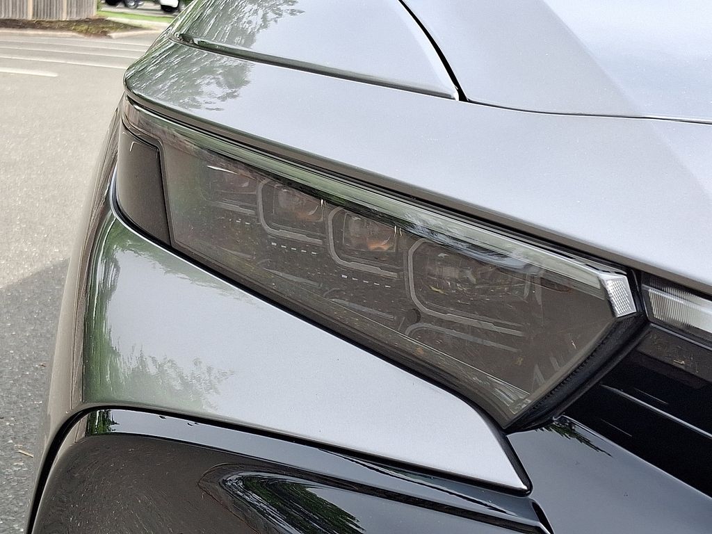 2023 Toyota Crown Limited 9