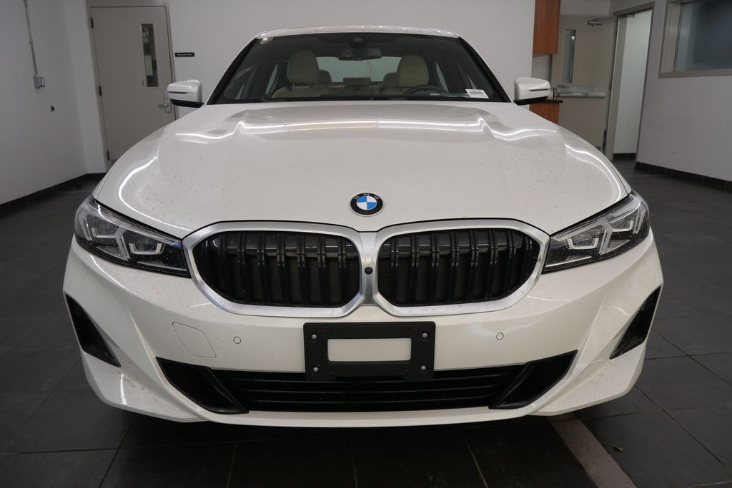 2023 BMW 3 Series 330i xDrive 9