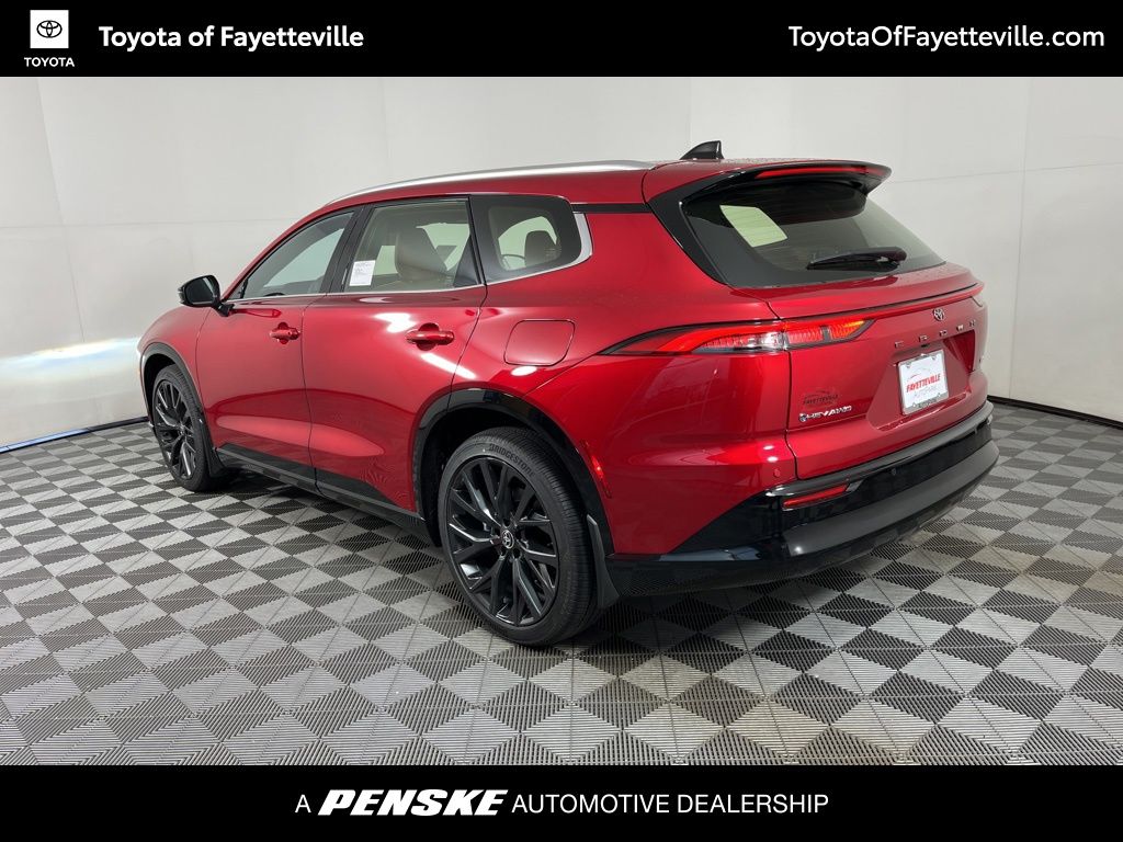 Thumbnail: 2025 Toyota Crown Signia - 3