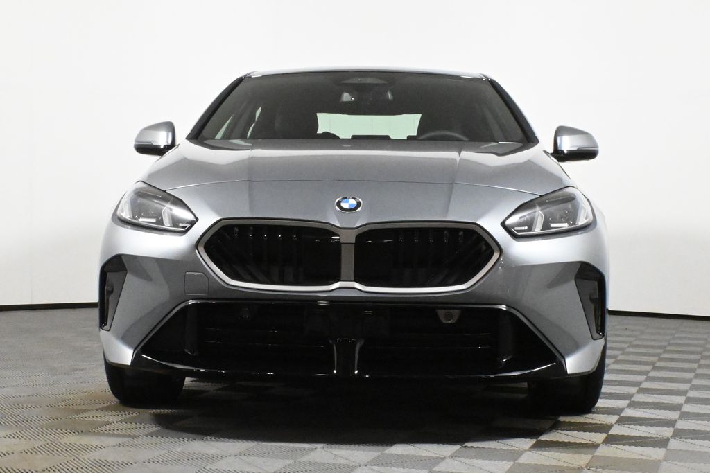 Thumbnail: 2025 BMW 2 Series - 10