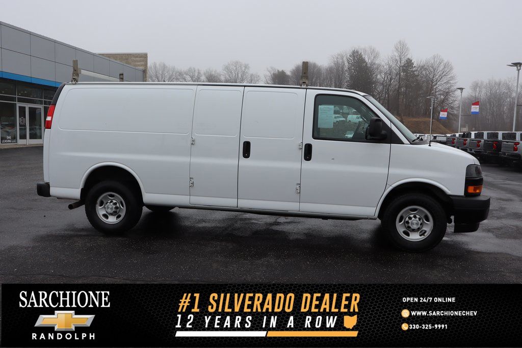 2018 Chevrolet Express Cargo 2500 Extended RWD