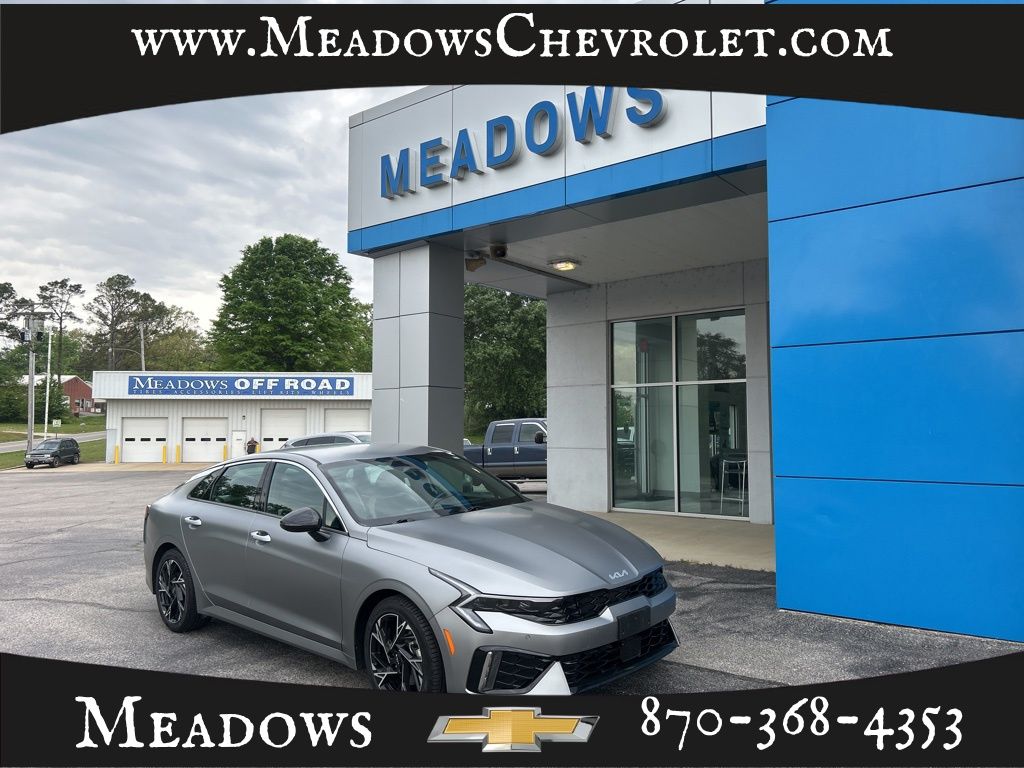 Steel Matte Gray 2025 Kia K5 Sedan Front-Wheel Drive 8-Speed Automatic