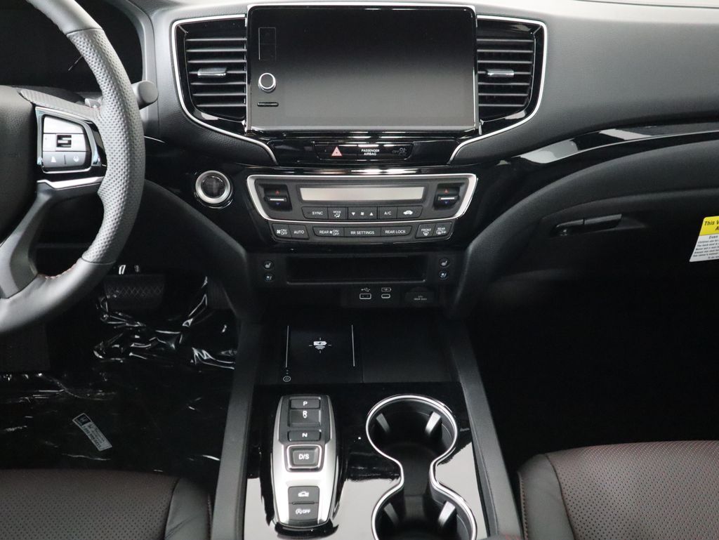 Thumbnail: 2026 Honda Ridgeline - 14