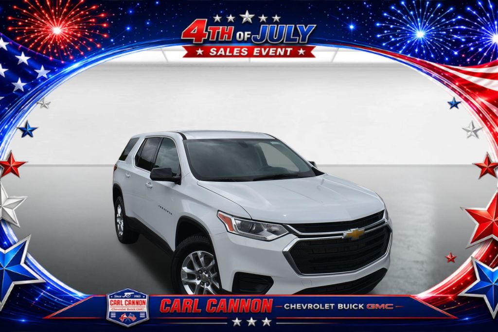 Summit White 2020 Chevrolet Traverse SUV / Crossover Front-Wheel Drive 9-Speed Automatic