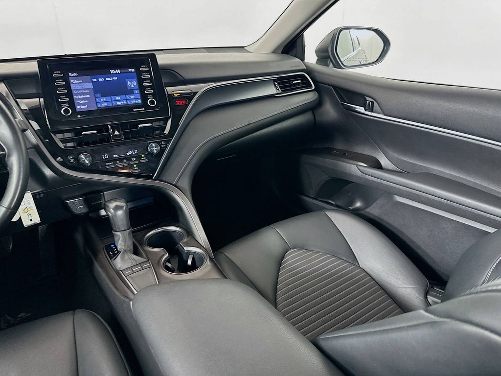 Thumbnail: 2024 Toyota Camry - 22