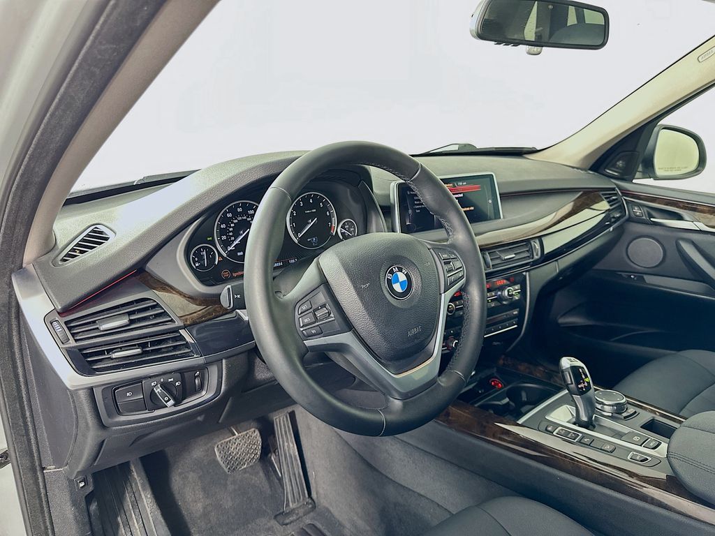Thumbnail: 2016 BMW X5 - 9