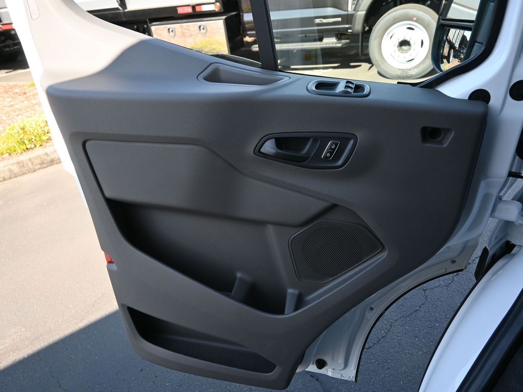 2025 Ford Transit 350 HD