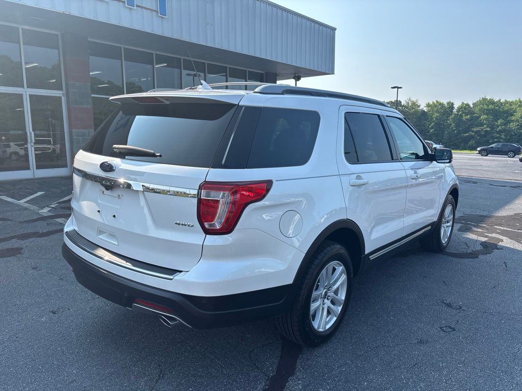 FordExplorer10