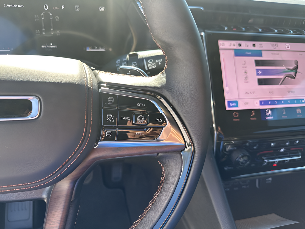 New Car 2025 Jeep Grand Cherokee L  Summit For Sale Under $70,000 In Austin, Texas