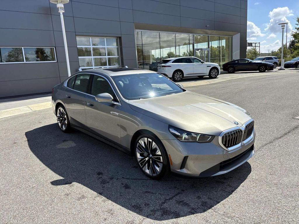 /2025 BMW 540