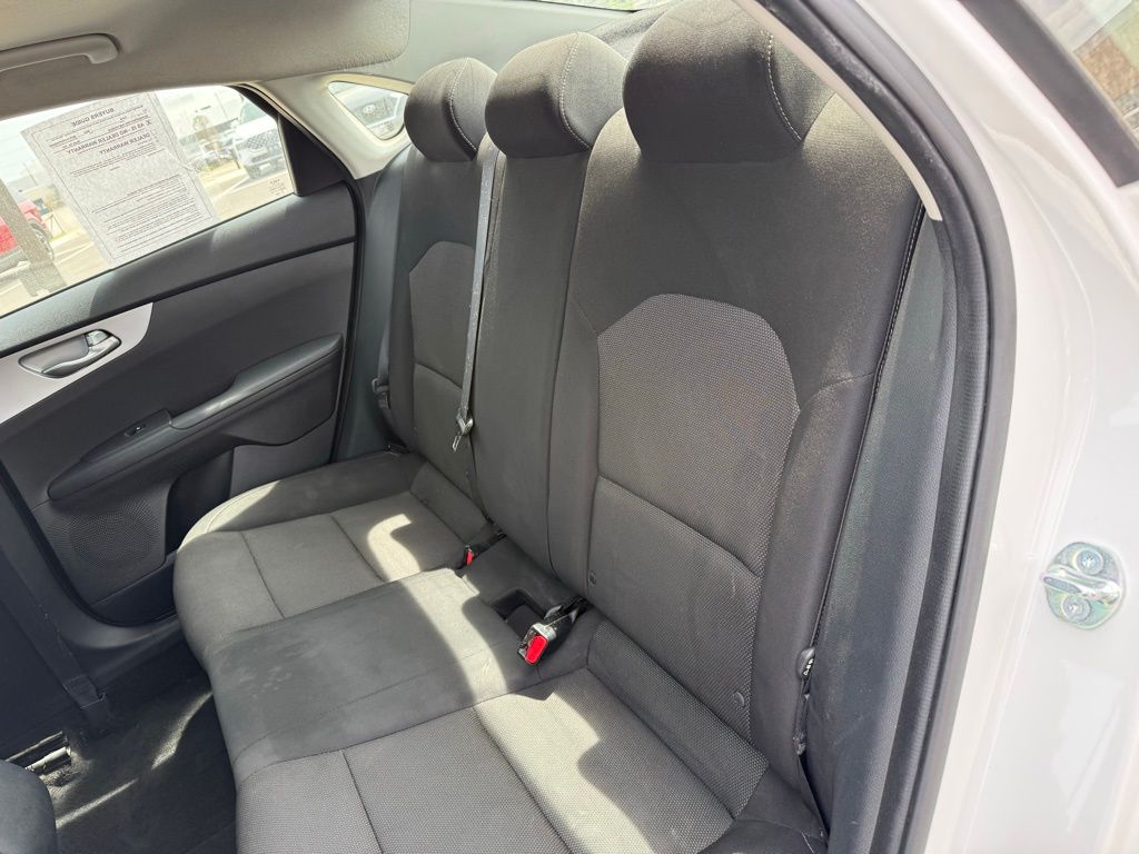 Thumbnail: 2023 Kia Forte - 10