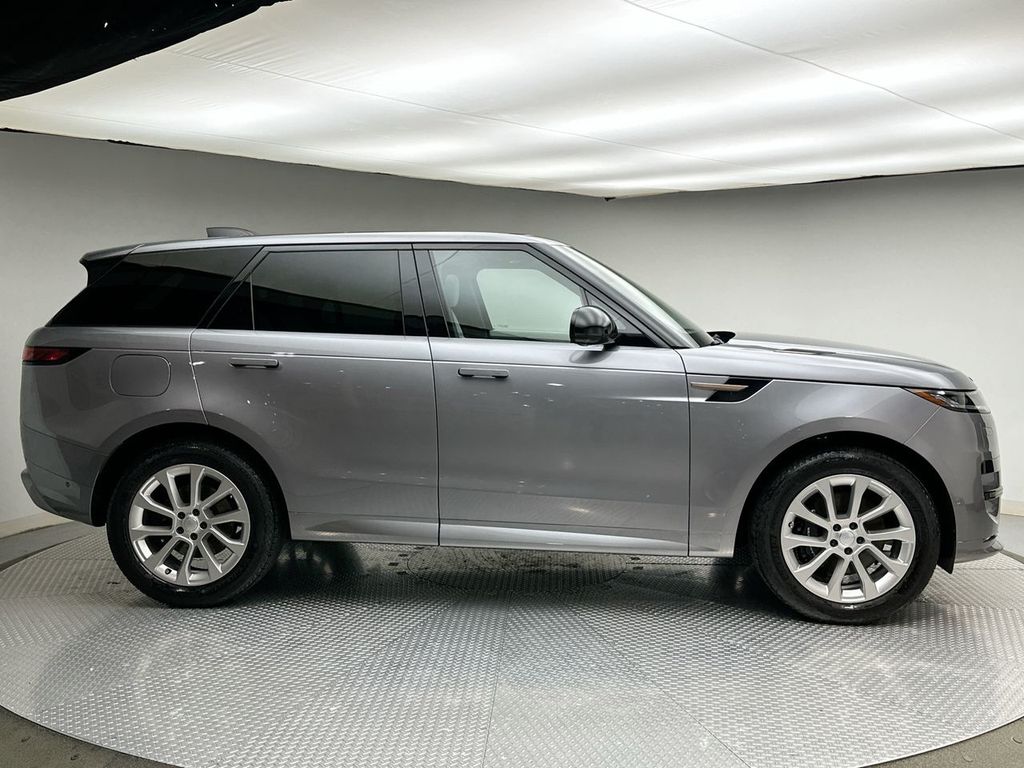 Thumbnail: 2024 Land Rover Range Rover Sport - 14