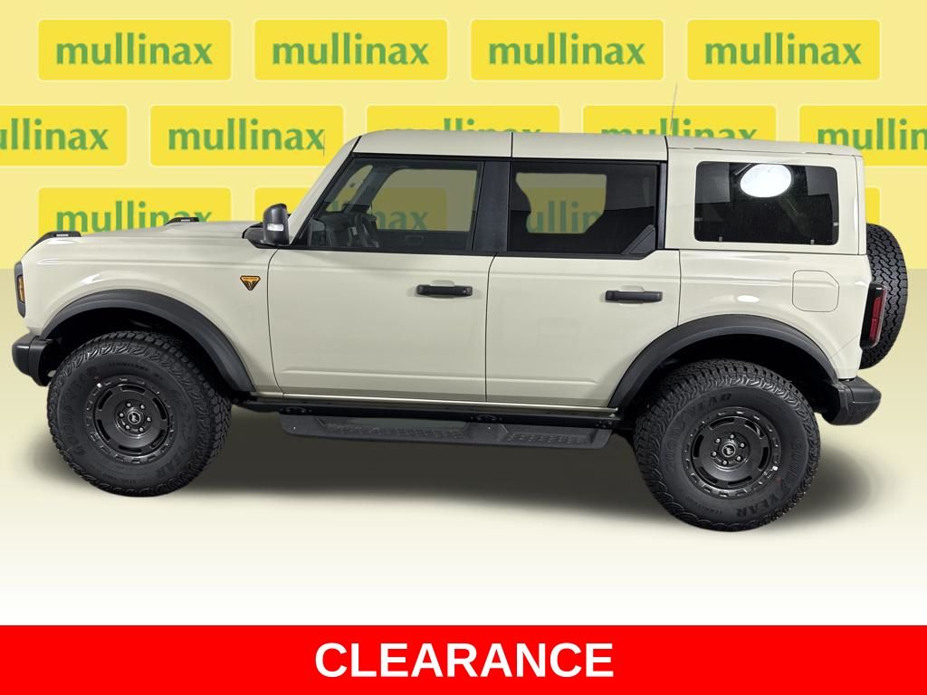 New 2025 Beige Ford Badlands image 2