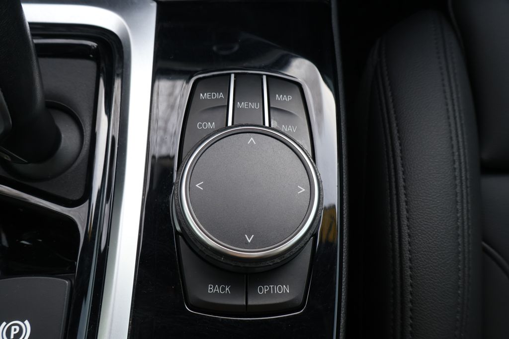 Thumbnail: 2021 BMW X3 - 22