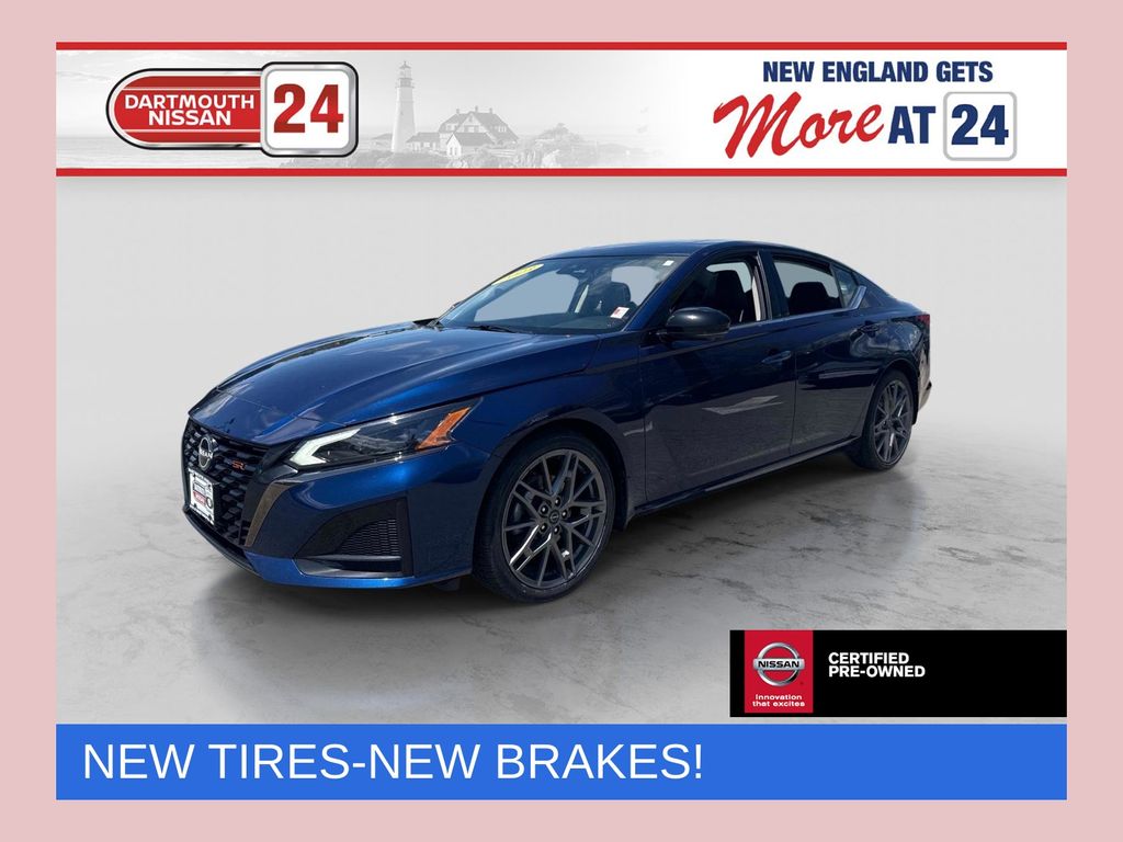 Deep Blue Pearl 2023 Nissan Altima Sedan Front-Wheel Drive Continuously Variable Transmission