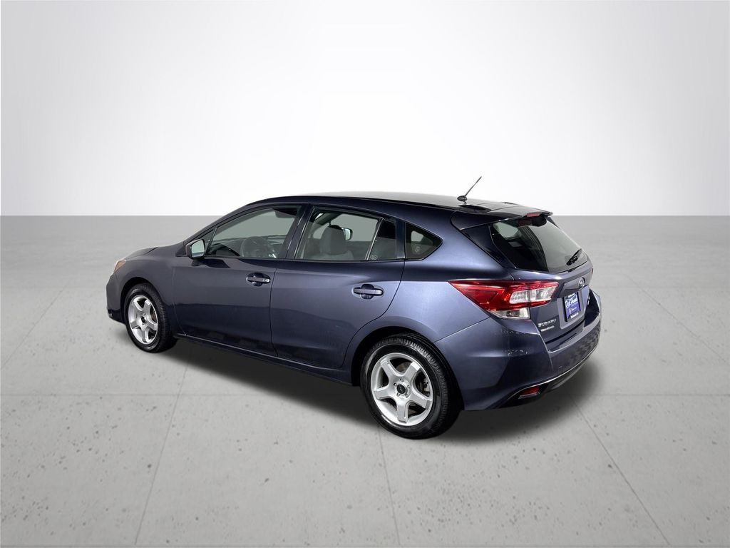 2017 Subaru Impreza 2.0i