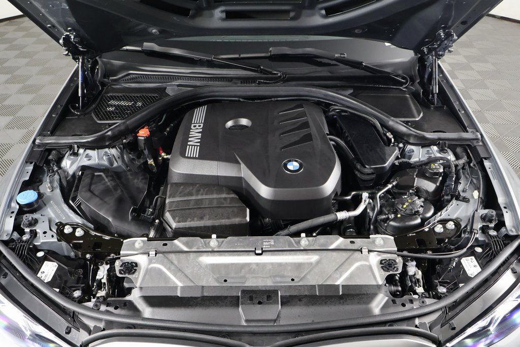 Thumbnail: 2025 BMW 3 Series - 15