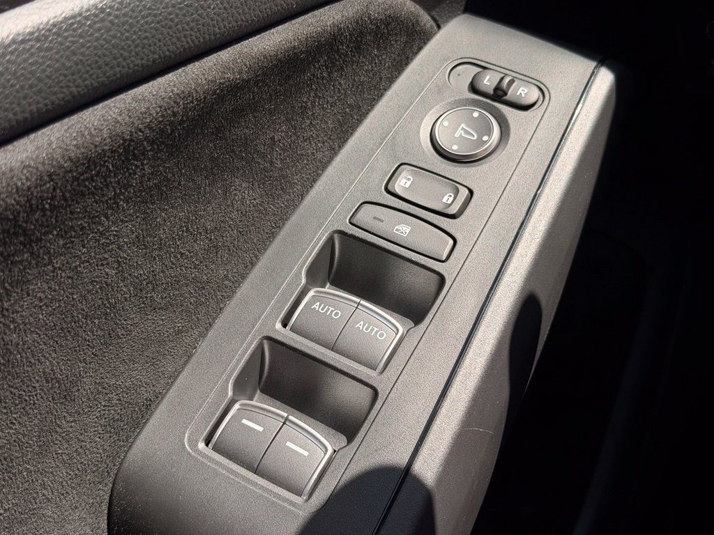 2025 Honda Civic Type R Boost Blue Pearl - Jim Hudson Acura - Image 32