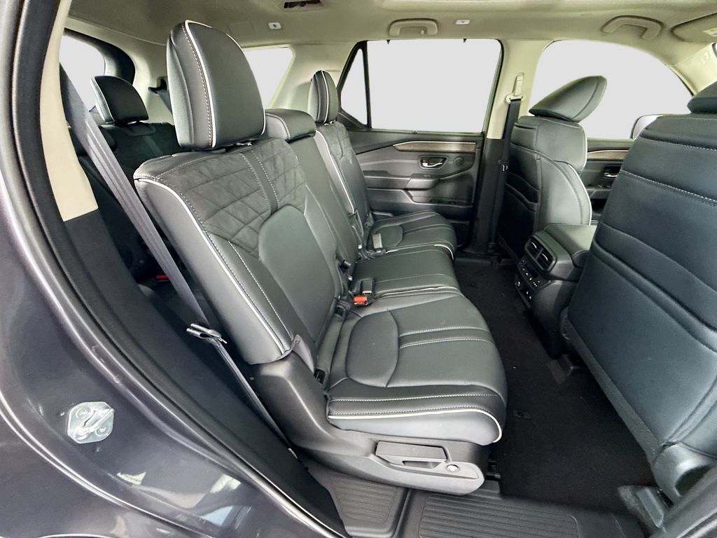 Thumbnail: 2026 Honda Pilot - 23
