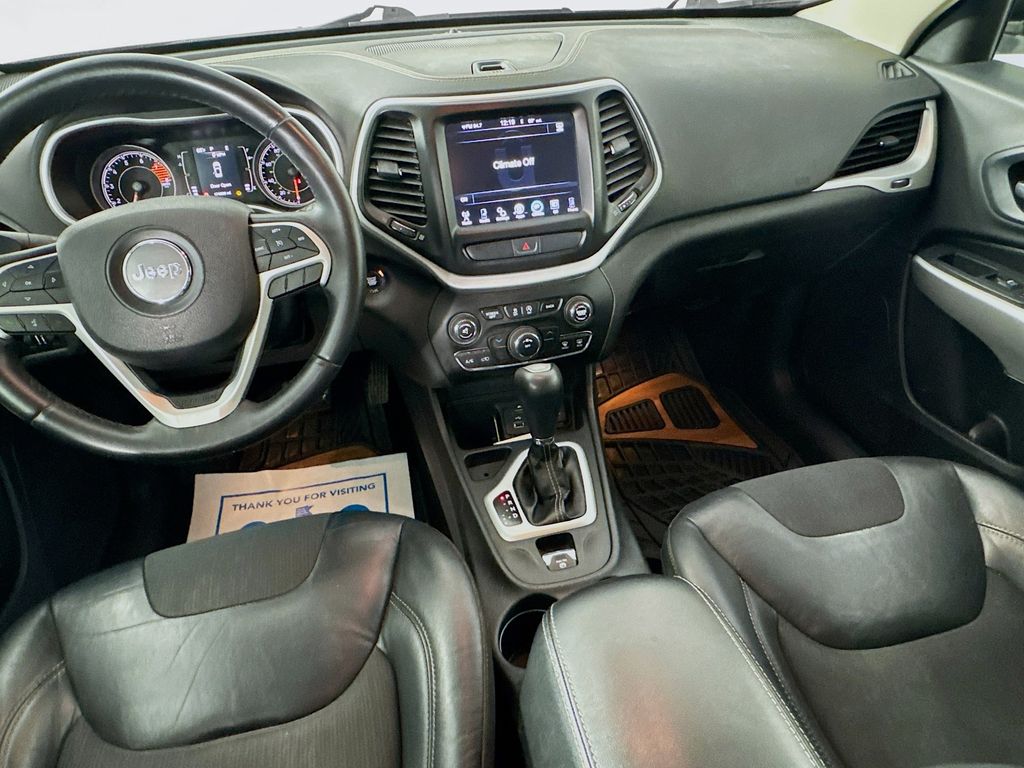 Used Car 2018 Jeep Cherokee  Latitude Plus For Sale Under $10,000 In Austin, Texas