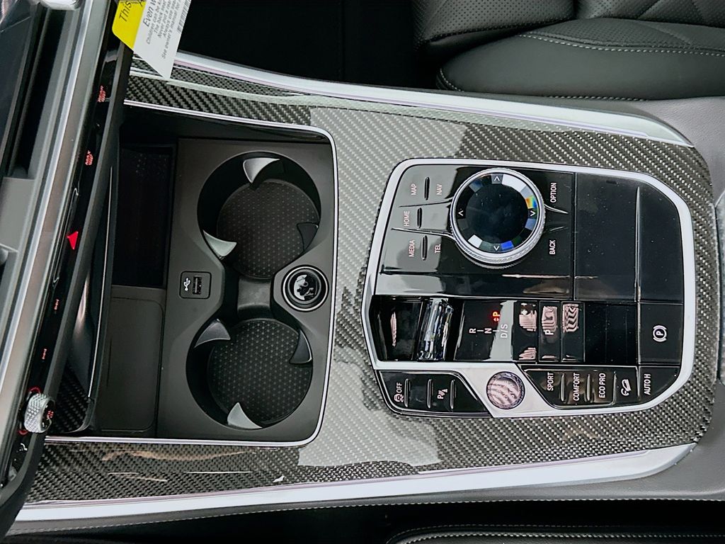 Thumbnail: 2026 BMW X5 - 15