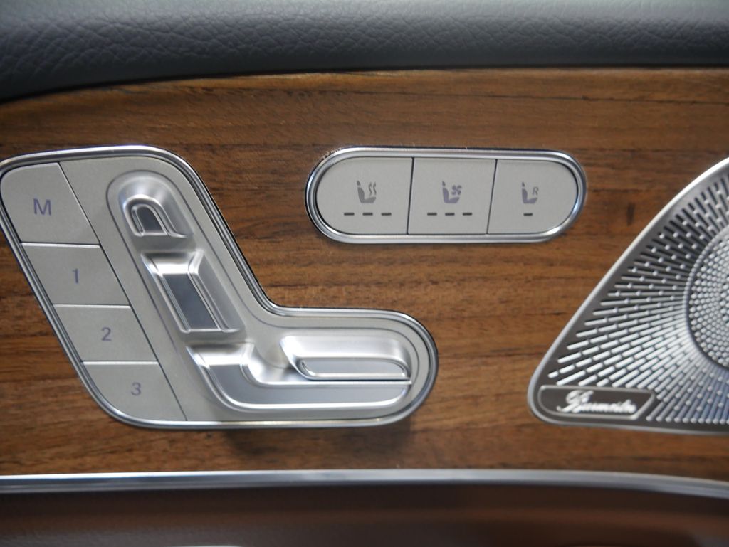 Thumbnail: 2026 Mercedes-Benz GLE - 17