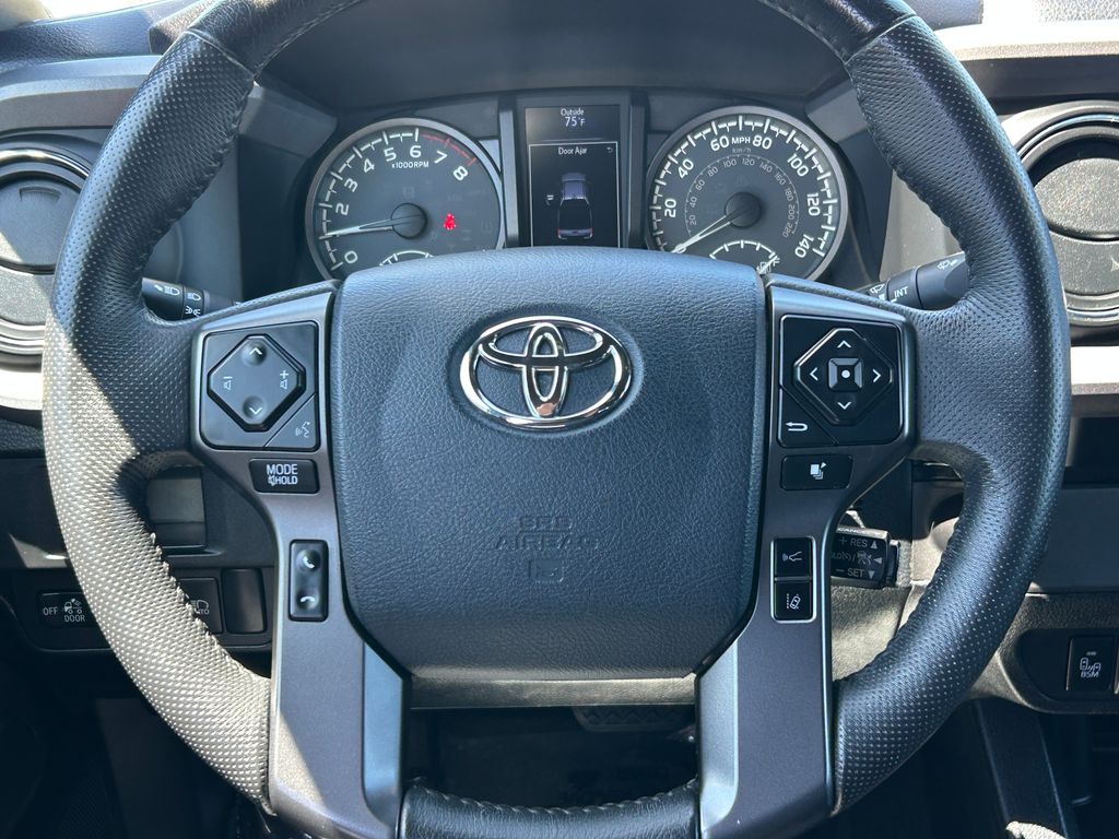 Thumbnail: 2019 Toyota Tacoma - 17