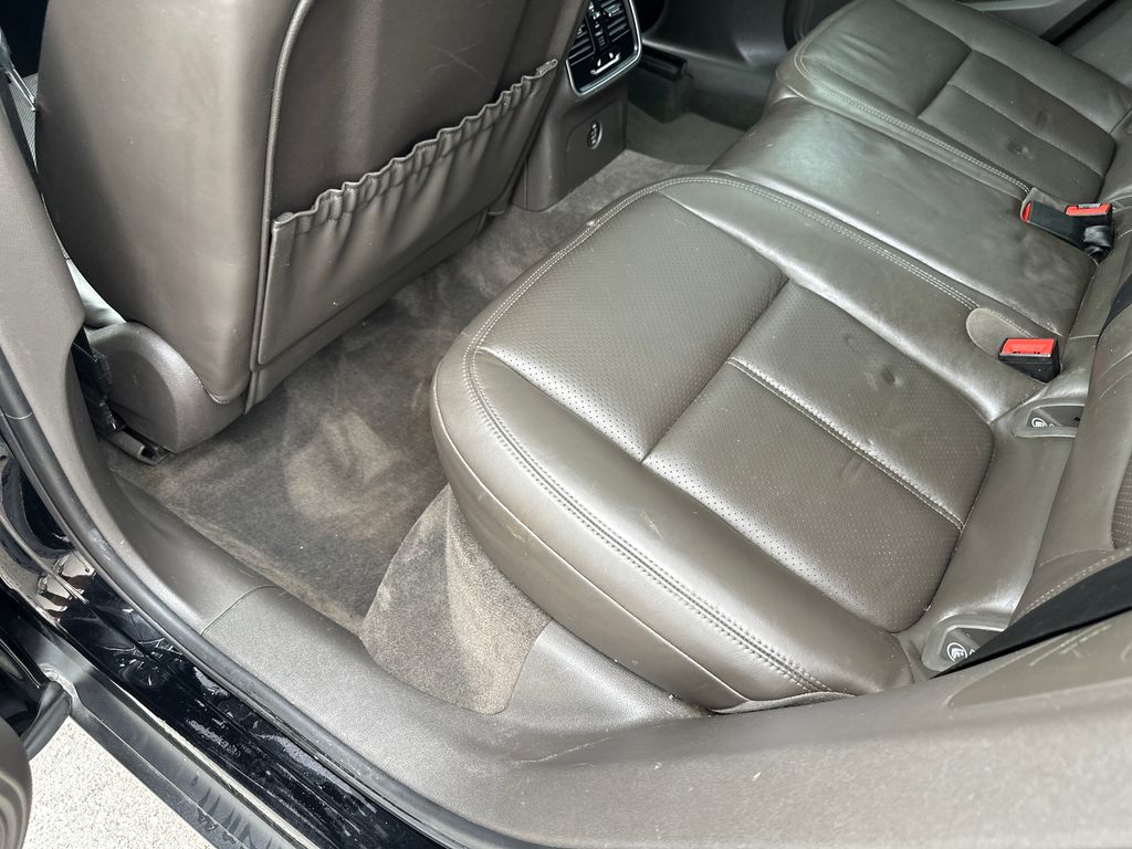 Used Car 2018 Porsche Macan  For Sale Under $25,000 In Austin, Texas