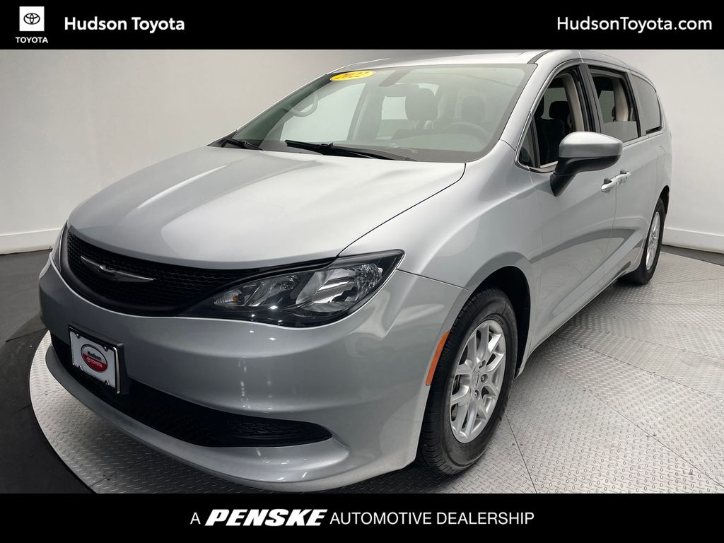 2022 Chrysler Voyager LX -
                Jersey City, NJ