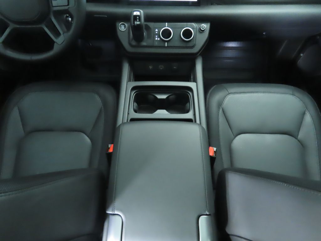 Thumbnail: 2023 Land Rover Defender - 17