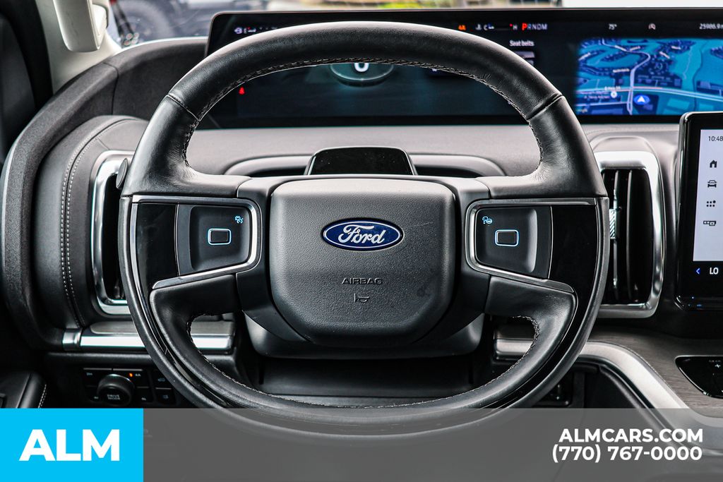 Used 2025 Silver Ford Platinum image 36