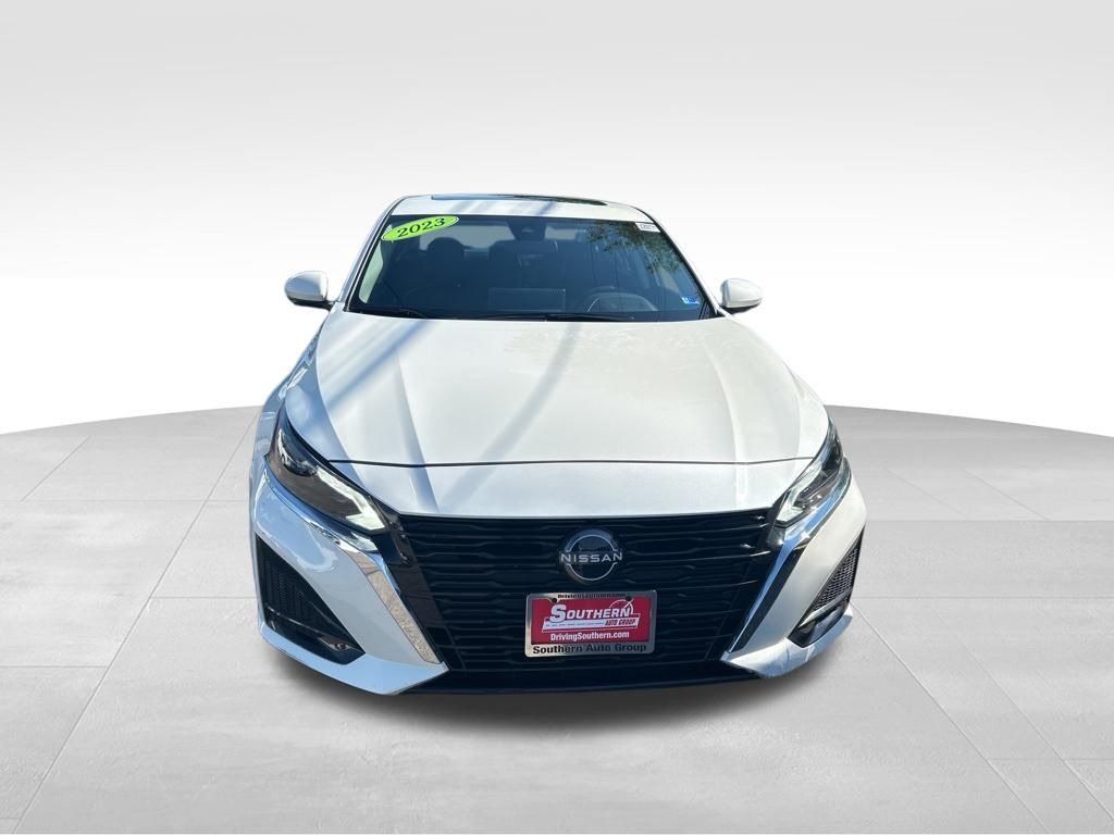 Used 2023 White Nissan 2.5 SL image 10