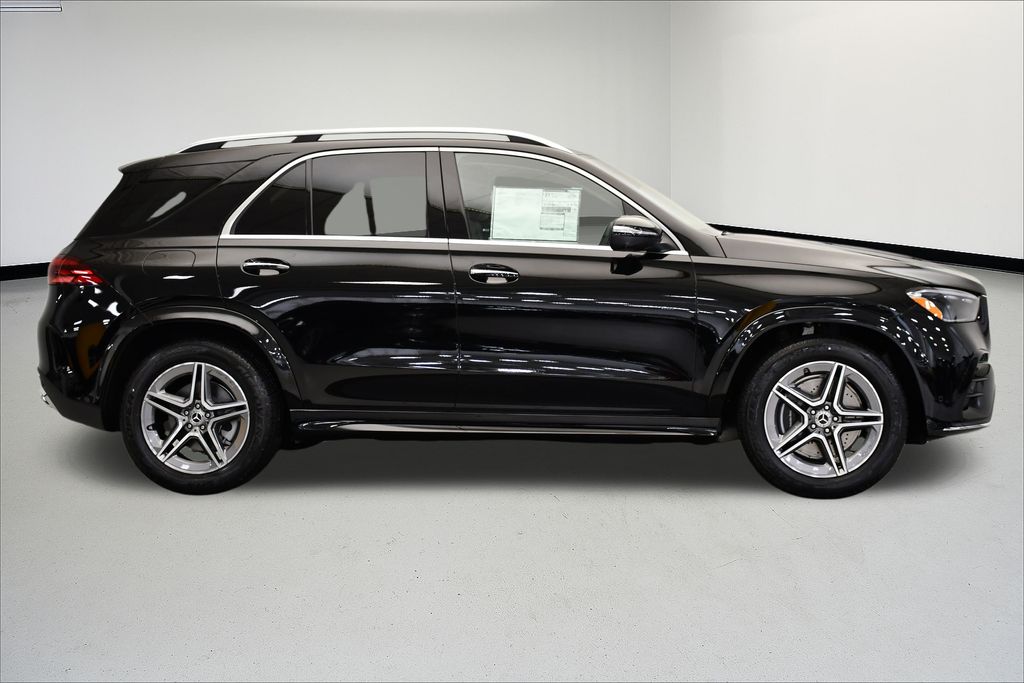 Thumbnail: 2026 Mercedes-Benz GLE - 6