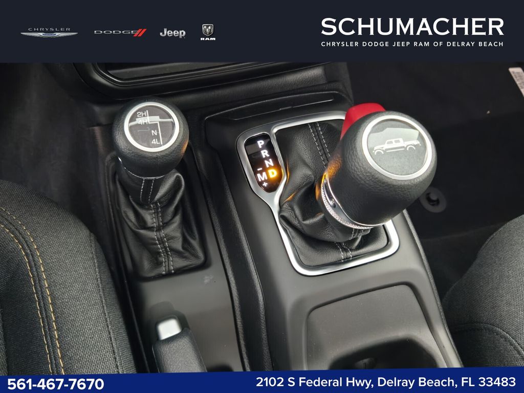 new 2026 Jeep Gladiator car, priced at $35,740