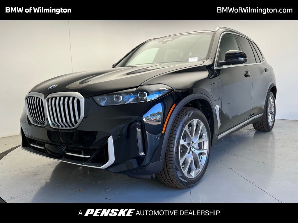 Thumbnail: 2026 BMW X5 - 1