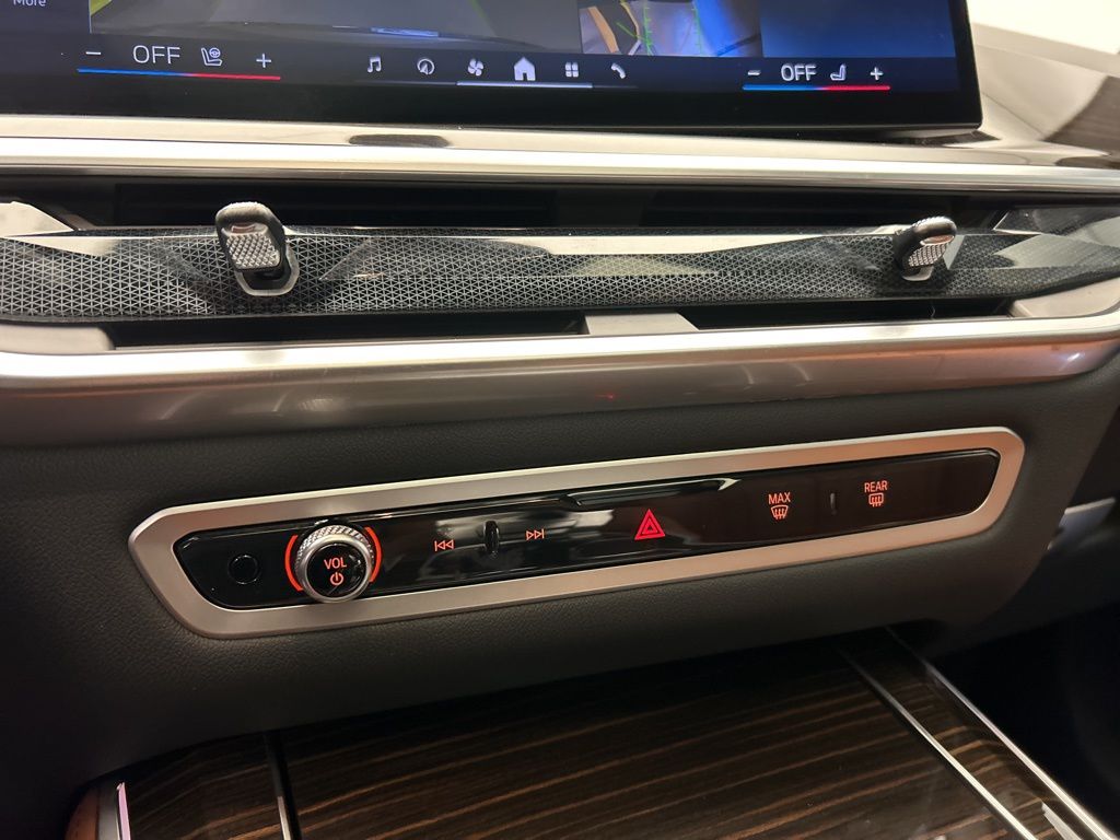 Thumbnail: 2024 BMW X5 - 20